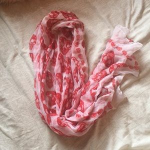 Alexander McQueen -like Skull Scarf